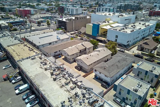 $2,334,000 | 968 South New Hampshire Avenue, Los Angeles, CA 90006