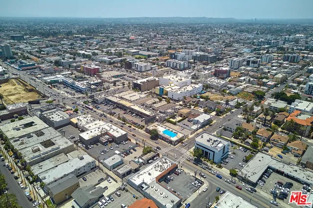 $2,334,000 | 968 South New Hampshire Avenue, Los Angeles, CA 90006