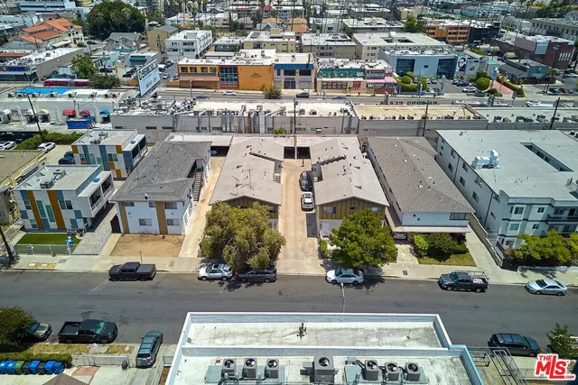 $2,334,000 | 968 South New Hampshire Avenue, Los Angeles, CA 90006