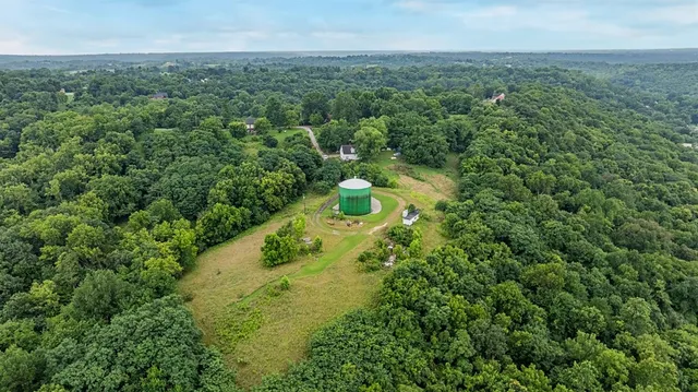 $200,000 | 12431 Siemantel Avenue, Aurora, IN 47001