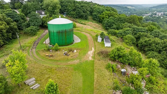 $200,000 | 12431 Siemantel Avenue, Aurora, IN 47001