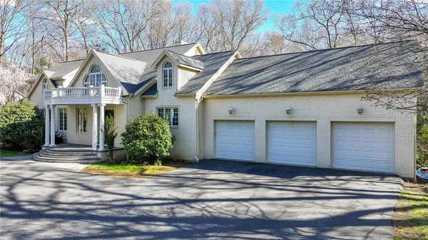 $1,600,000 | 40 Suffolk Way, Lincoln, RI 02865