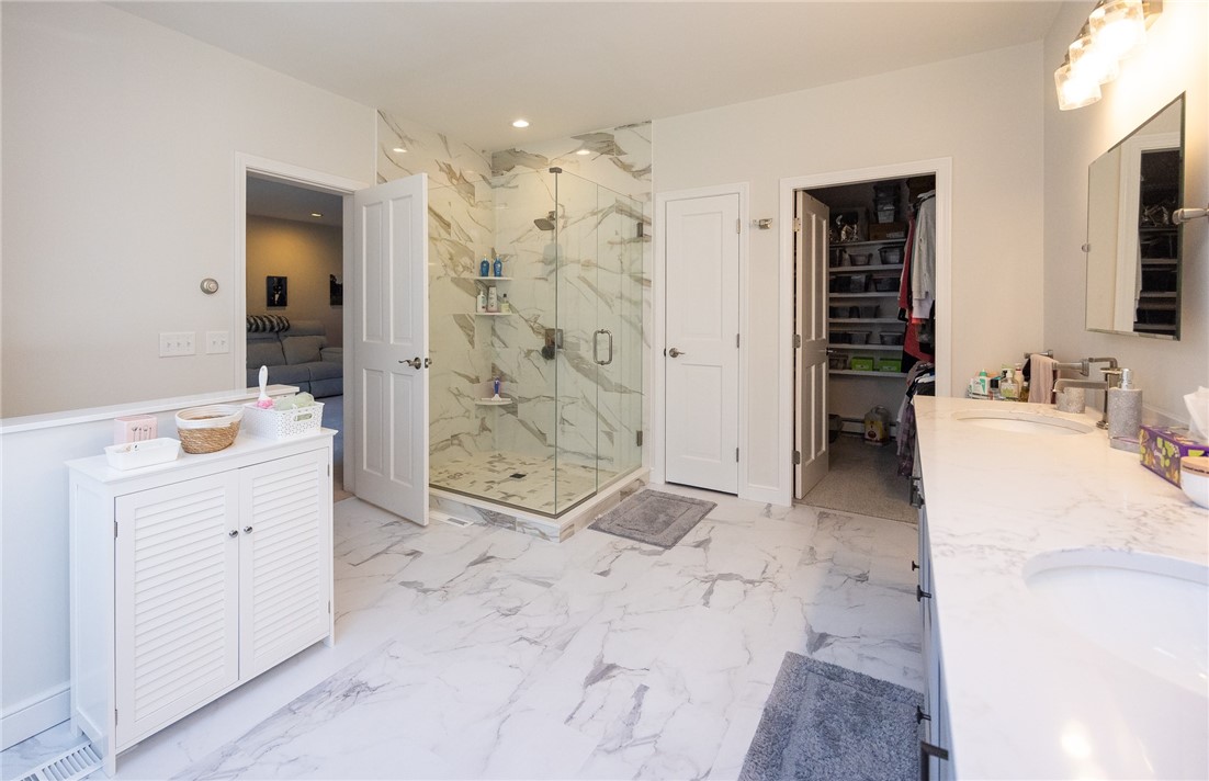 40 Suffolk Way Lincoln, RI 02865 - Photo 26 of 49