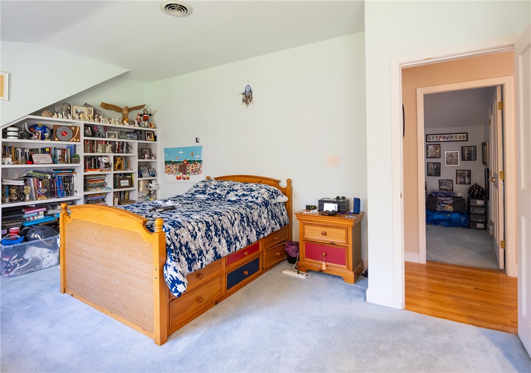 40 Suffolk Way Lincoln, RI 02865 - Photo 29 of 49