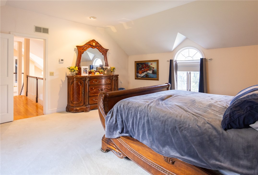 40 Suffolk Way Lincoln, RI 02865 - Photo 34 of 49