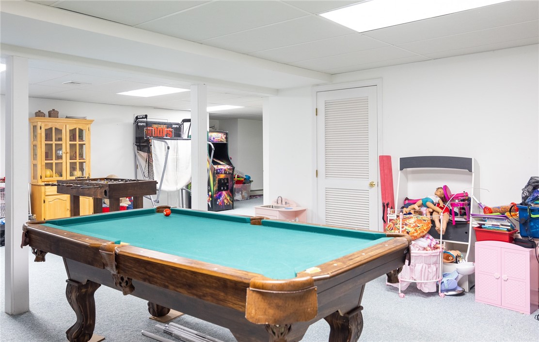40 Suffolk Way Lincoln, RI 02865 - Photo 44 of 49
