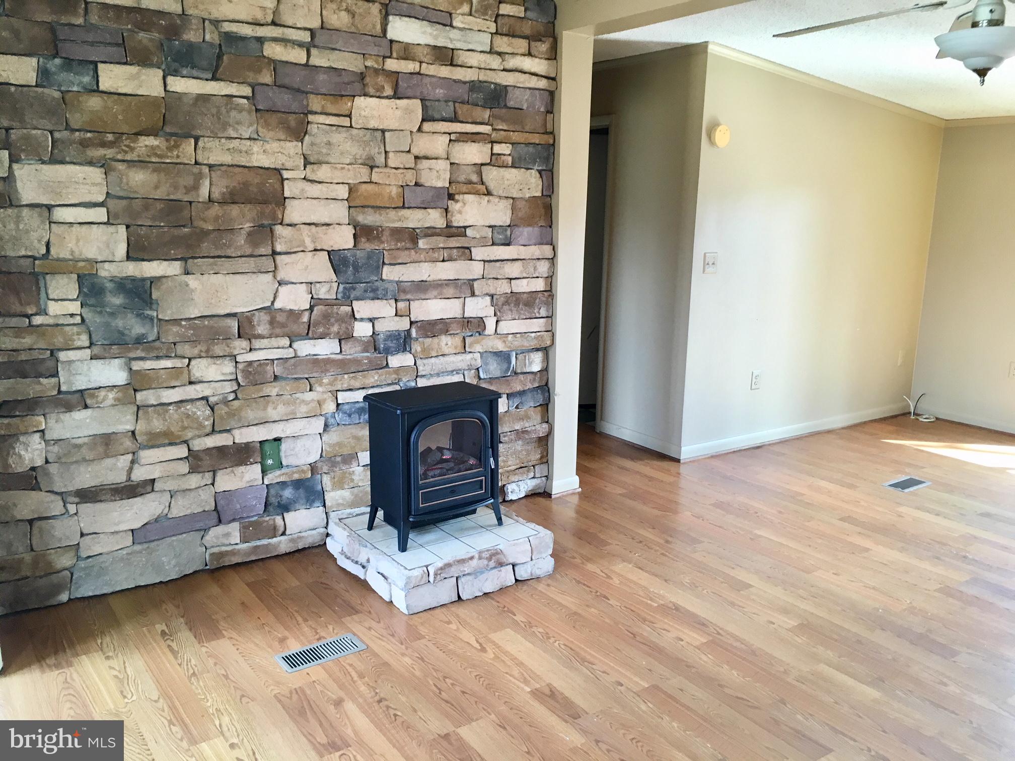 8504 Fulton School Road Felton, PA 17322 - Photo 4 of 16 Gallery Image 4