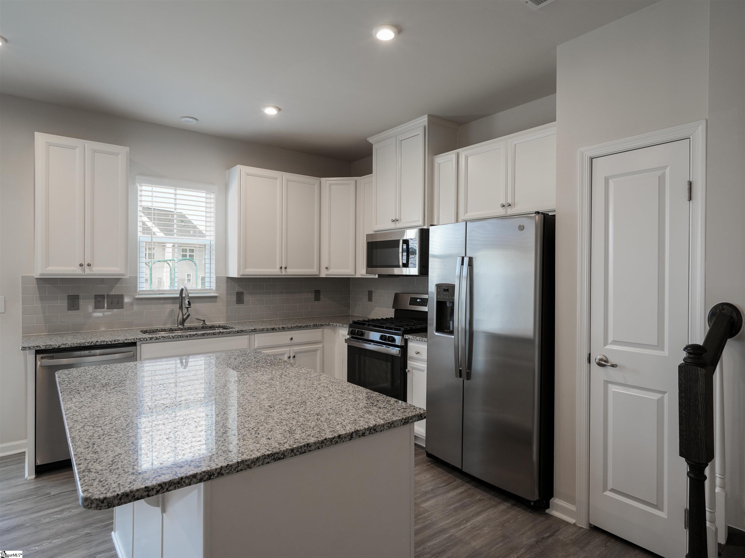 7 McGuires Place Simpsonville, SC 29680 - Photo 6 of 17