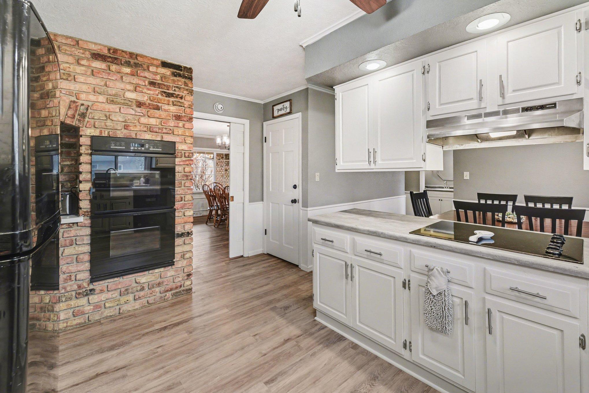 801 6th Avenue Southeast Pipestone, MN 56164 - Photo 5 of 37