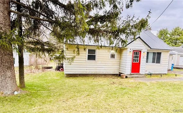 $149,900 | 13 Cedar Street, Eaton, NY 13408