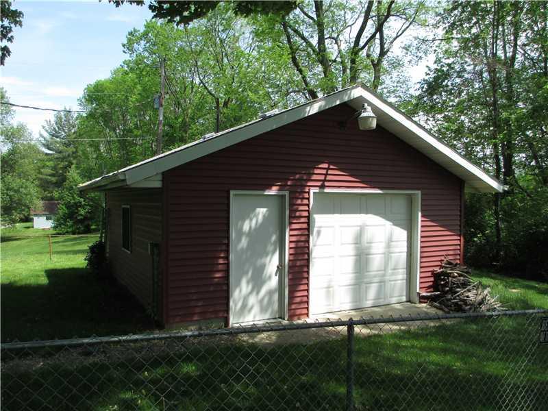 119 South Peterman Road Greenwood, IN 46142 - Photo 11 of 24 Gallery Image 11