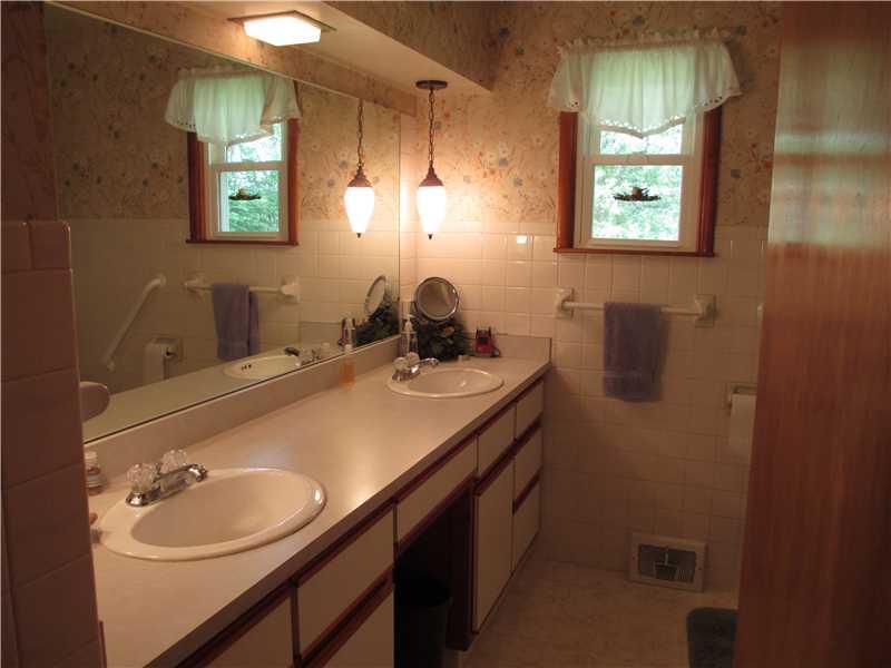 119 South Peterman Road Greenwood, IN 46142 - Photo 20 of 24 Gallery Image 20
