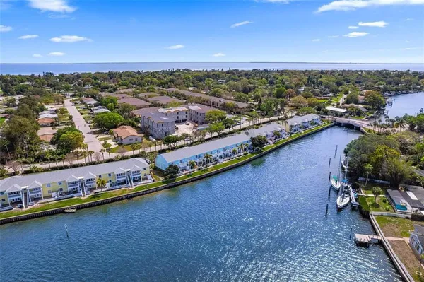 $3,000 | 3873 Pompano Drive Southeast, Unit D, St. Petersburg, FL 33705