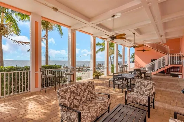 $3,000 | 3873 Pompano Drive Southeast, Unit D, St. Petersburg, FL 33705