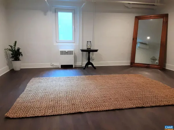 $1,570 | 1931 Thomson Road, Unit B, Charlottesville, VA 22903