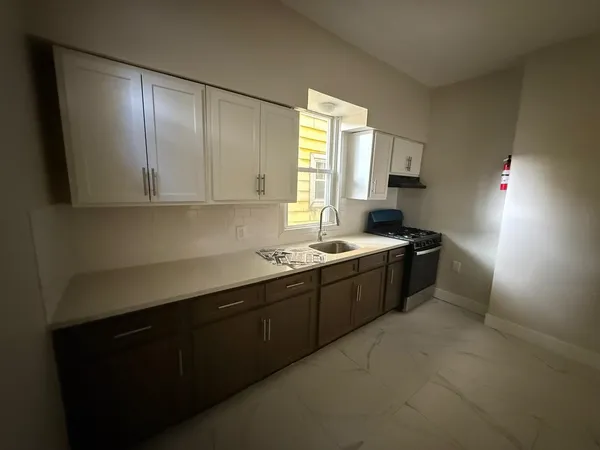 $2,300 | 221 Wilkinson Avenue, Unit 1, Jersey City, NJ 07305