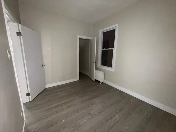 $2,300 | 221 Wilkinson Avenue, Unit 1, Jersey City, NJ 07305