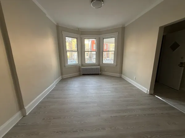 $2,300 | 221 Wilkinson Avenue, Unit 1, Jersey City, NJ 07305