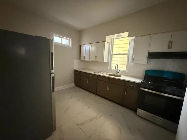 $2,300 | 221 Wilkinson Avenue, Unit 1, Jersey City, NJ 07305