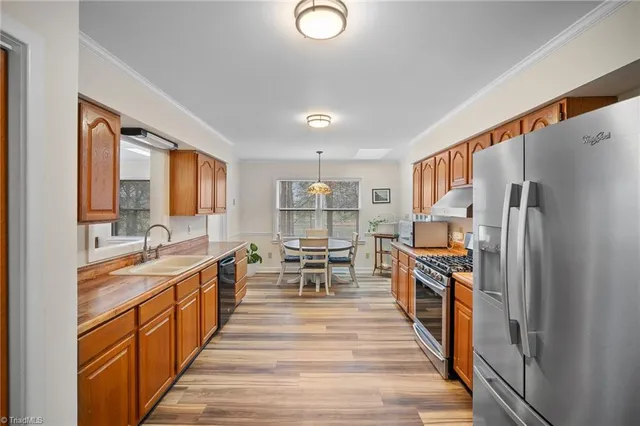 $425,000 | 4320 Woodbourne Drive, Clemmons, NC 27012