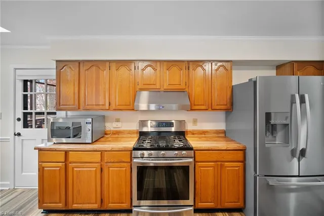 $425,000 | 4320 Woodbourne Drive, Clemmons, NC 27012