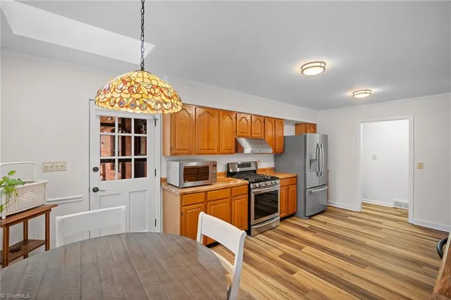 $425,000 | 4320 Woodbourne Drive, Clemmons, NC 27012