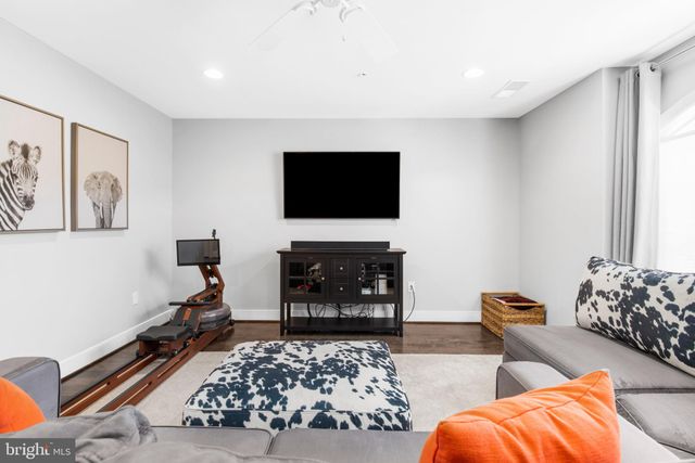 $1,080,000 | 505 Hendrix Avenue, Gaithersburg, MD 20878