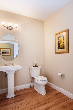 24 B Kennedy Road Gloucester, MA 01930 - Photo 10 of 23 Gallery Image 10