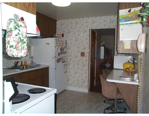 55 Edge Hill Road Sharon, MA 02067 - Photo 2 of 8 Gallery Image 2