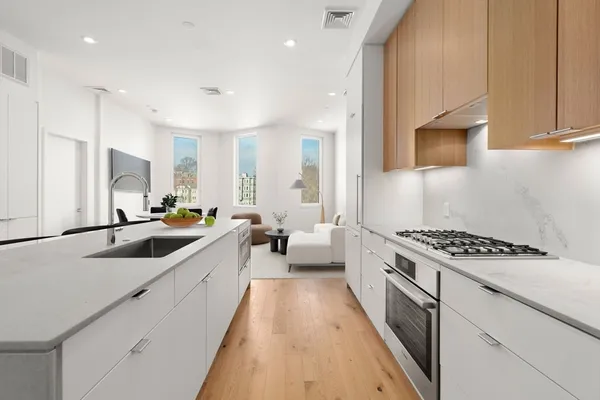 $989,000 | 80 Terrace Street, Unit 501, Boston, MA 02120