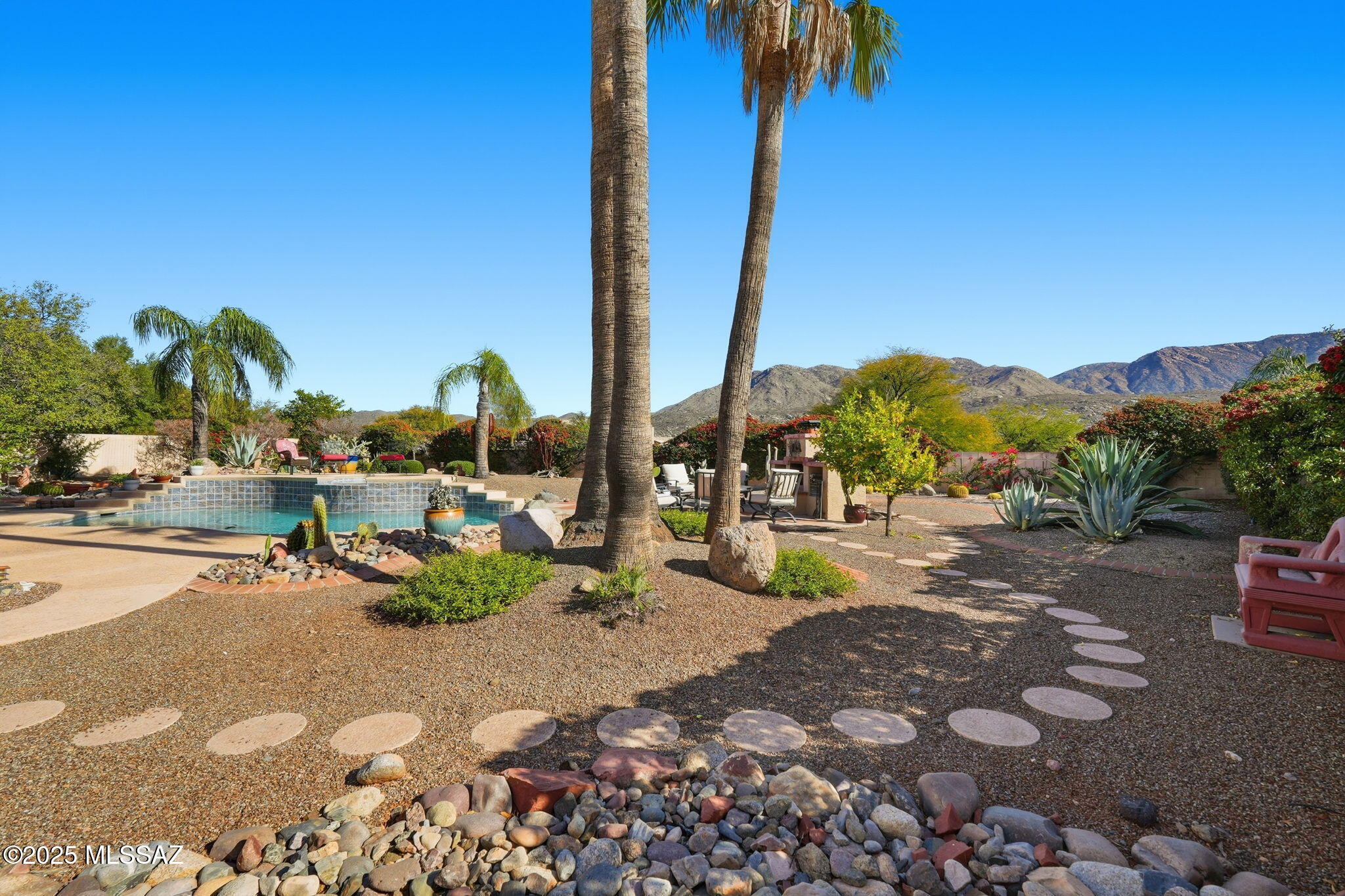 37467 South Ridgeview Boulevard Tucson, AZ 85739 - Photo 7 of 43