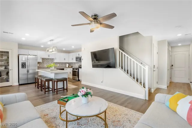 $2,195 | 302 Quail Dove Avenue, Henderson, NV 89012