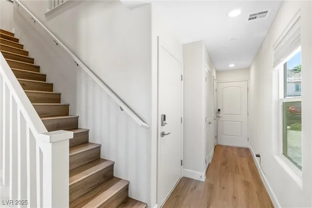 $2,195 | 302 Quail Dove Avenue, Henderson, NV 89012