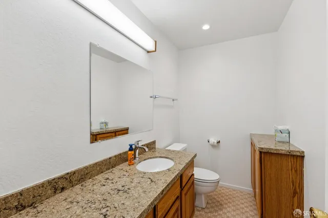 $1,700,000 | 2 Beaumont Court, Lafayette, CA 94549