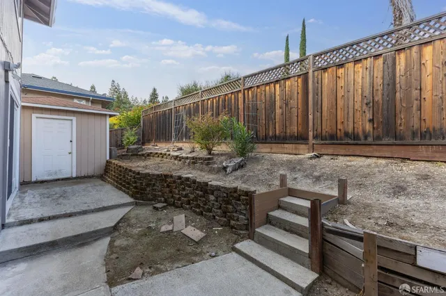 $1,700,000 | 2 Beaumont Court, Lafayette, CA 94549