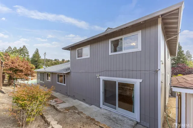 $1,700,000 | 2 Beaumont Court, Lafayette, CA 94549