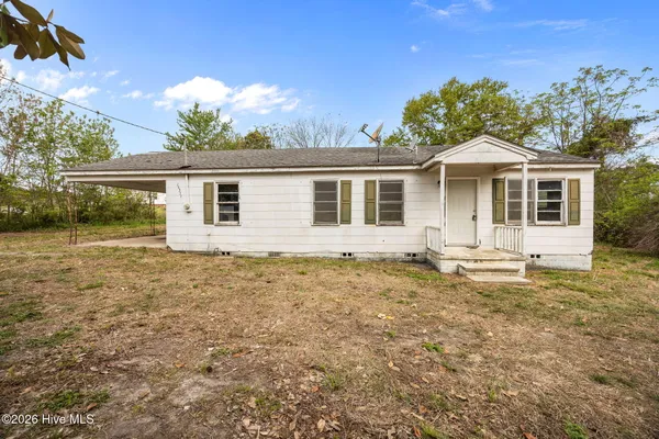 $35,000 | 11351 James B White Highway North, Clarkton, NC 28433