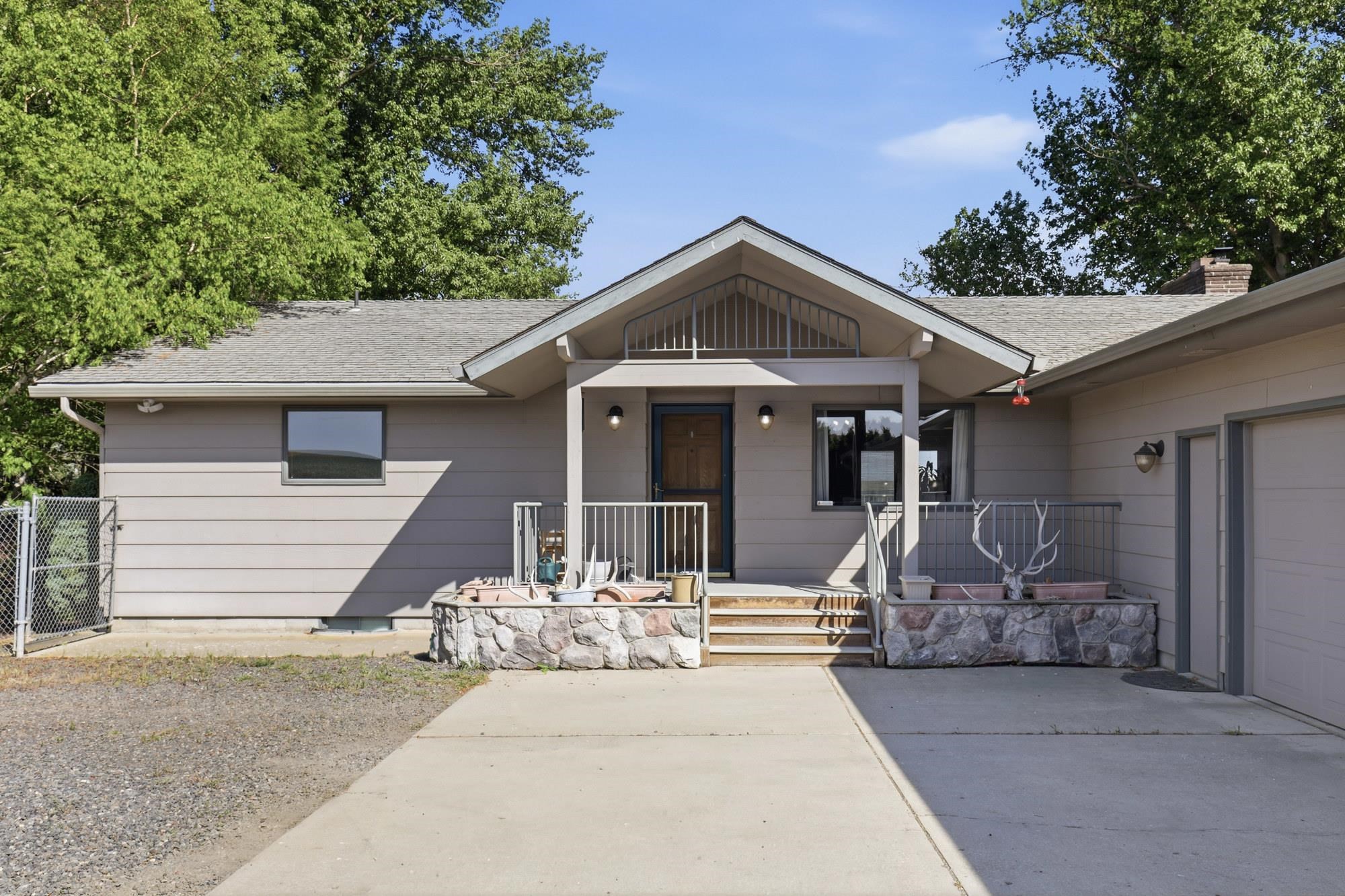8634 State Route Sprague, WA 99032 - Photo 1 of 47
