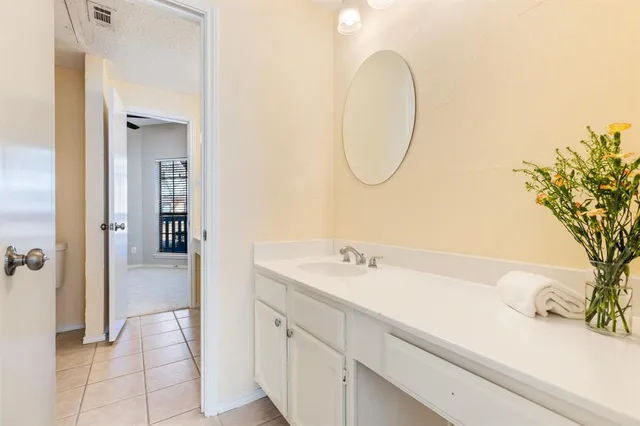 $240,000 | 3101 Townbluff Drive, Unit 1013, Plano, TX 75075