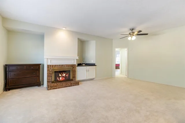 $240,000 | 3101 Townbluff Drive, Unit 1013, Plano, TX 75075