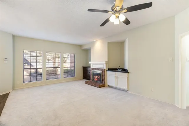 $240,000 | 3101 Townbluff Drive, Unit 1013, Plano, TX 75075