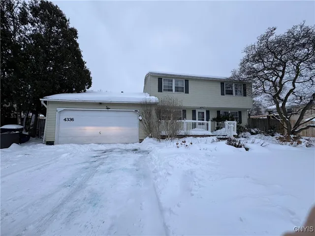 $329,900 | 4336 Forestbrook Drive, Clay, NY 13090