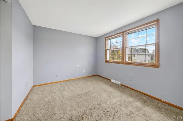 $329,900 | 4336 Forestbrook Drive, Clay, NY 13090