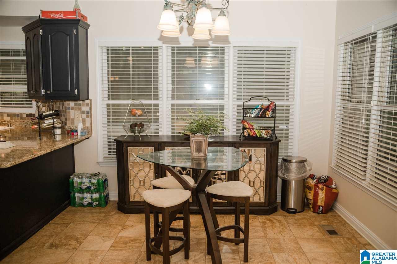 102 Edgewood Circle Oneonta, AL 35121 - Photo 8 of 36