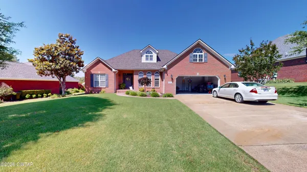 $399,900 | 1925 Fairway Drive, Dyersburg, TN 38024