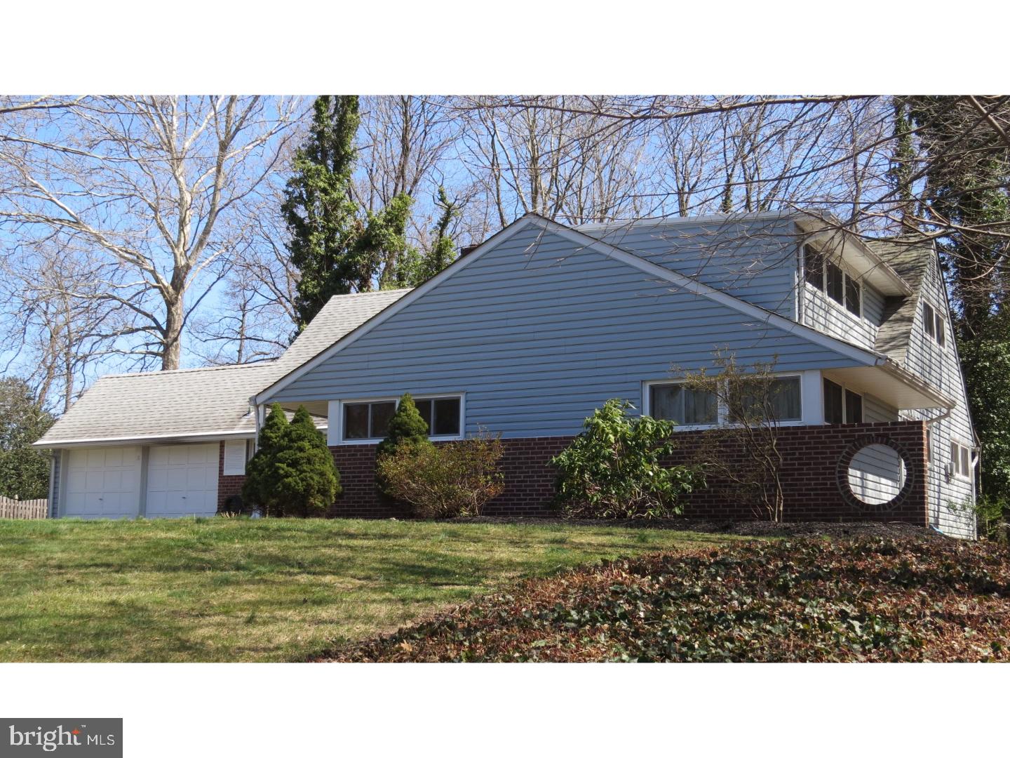 18 Round Hill Road Levittown, PA 19056 - Photo 3 of 21 Gallery Image 3