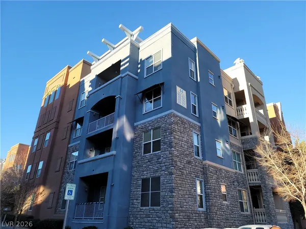$1,700 | 44 East Serene Avenue, Unit 119, Las Vegas, NV 89123