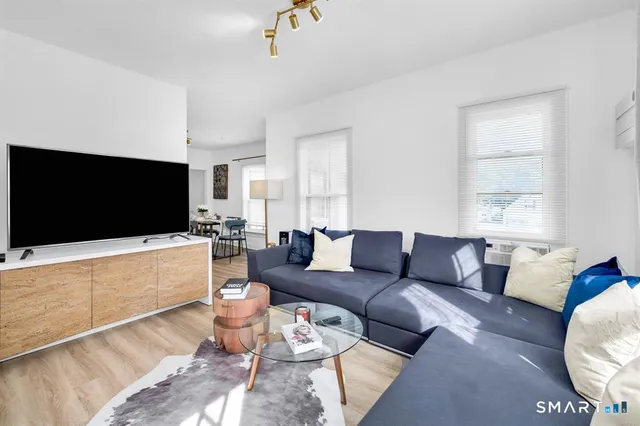 $1,700 | 500 Plank Road, Unit 2, Waterbury, CT 06705