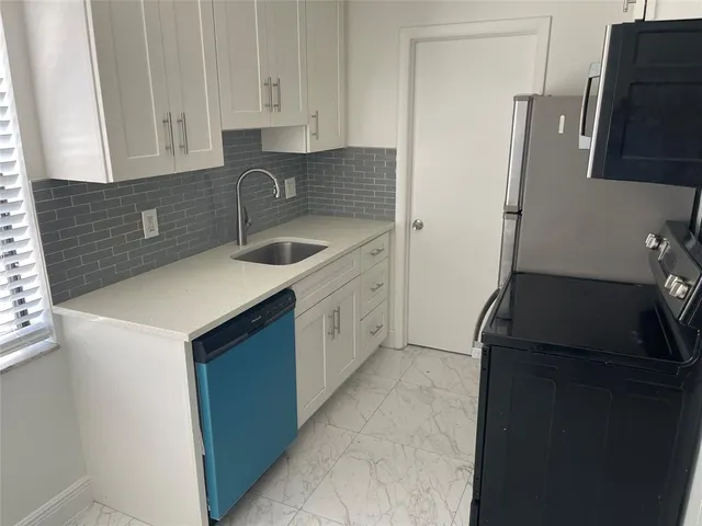 $2,250 | 770 Northeast 38th Street, Unit F, Oakland Park, FL 33334