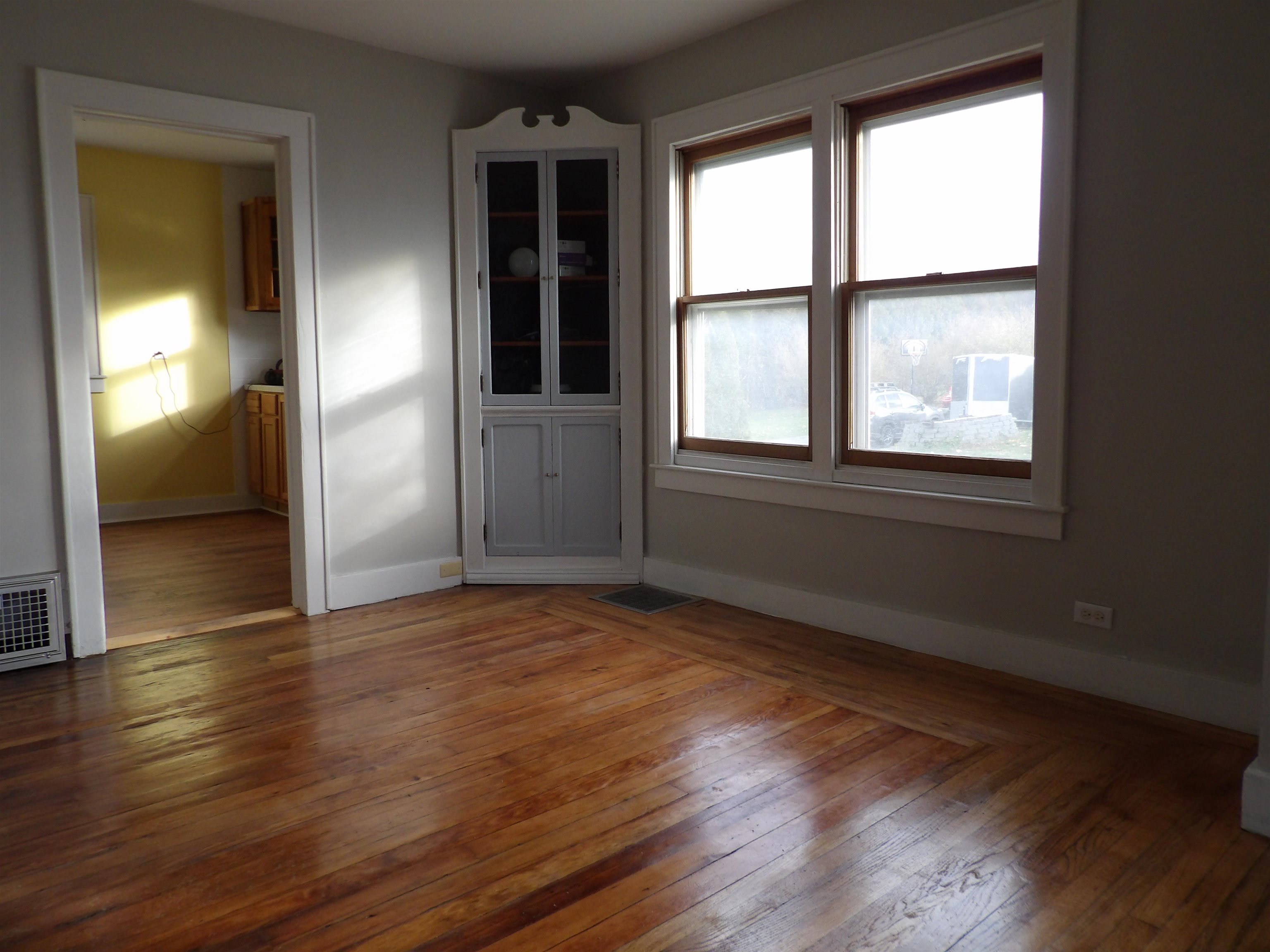 34 Stratton Road Rutland, VT 05701 - Photo 10 of 29